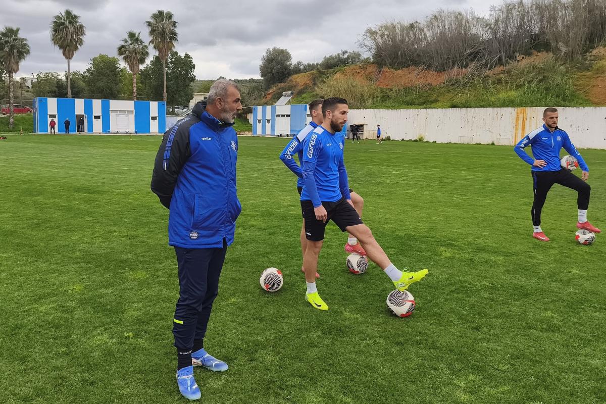 Για το “διπλό” στη Πάτρα τα Χανιά – με νίκη στην Αγυιά “τελειώνει” η υπόθεση παραμονής