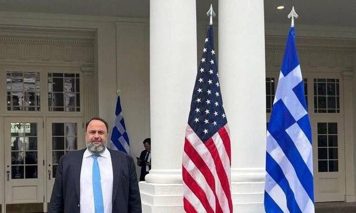 Ο Βαγγέλης Μαρινάκης στον Λευκό Οίκο μετά από πρόσκληση του Γιώργου Τσούνη