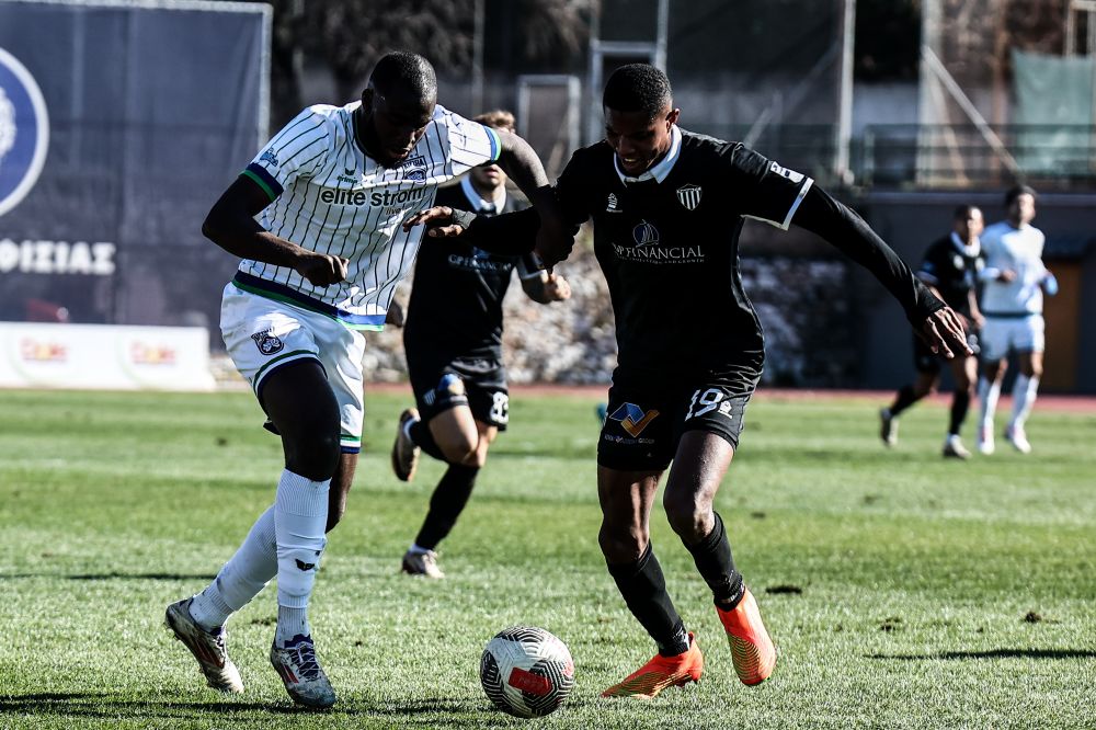 Οι αναμετρήσεις της Super League 2 για τις δύο τελευταίες αγωνιστικές θα ξεκινήσουν στις 14:45 μετά από αίτημα του ΣΚΑΪ