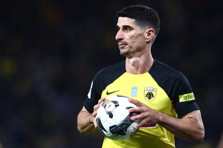 Τελειώνει ο Μάνταλος από την ΑΕΚ