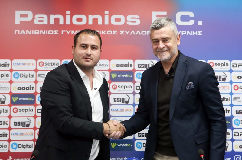 Ο Πανιώνιος παρουσίασε τον Παύλο Δερμιτζάκη – Yποσχέθηκε στους φίλους της ομάδας πως αυτή τη φορά θα καταφέρει να πετύχει το στόχο της ανόδου (vid.)